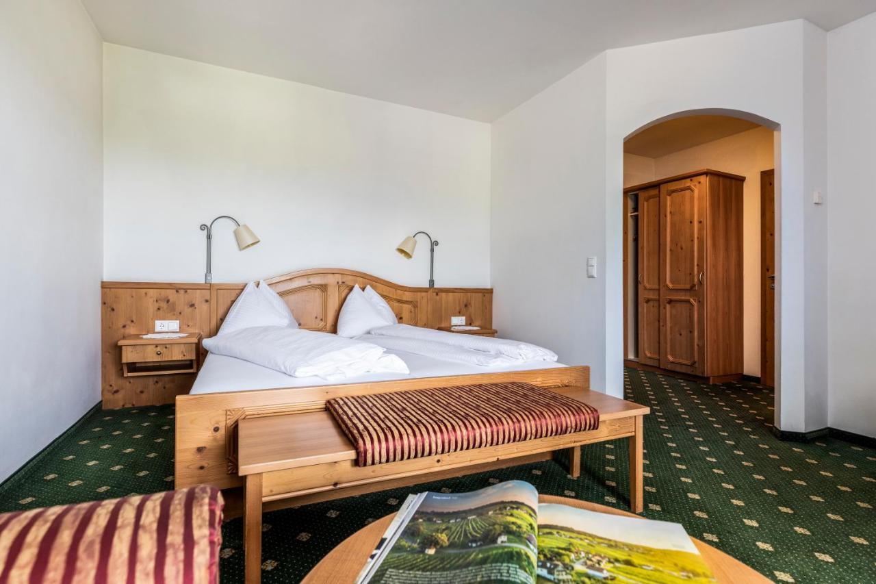 Genussgasthof & Hotel Beim Krutzler Heiligenbrunn Ngoại thất bức ảnh